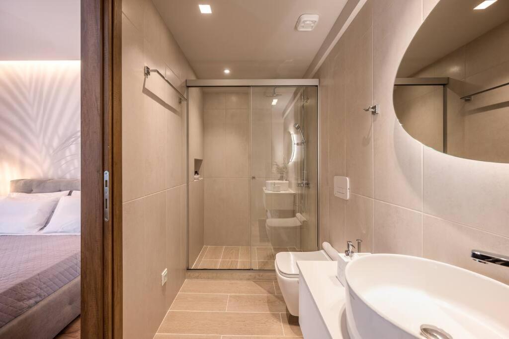 Amalia'S Luxury Apartment 1 이라클리온 외부 사진